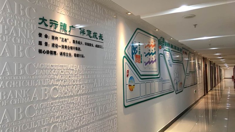 汽车展厅布局：材质选择背后的考量