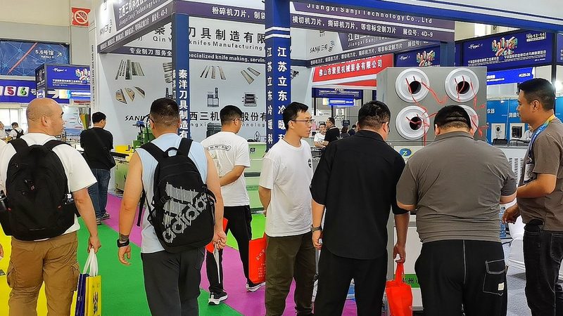 标识标牌制作：如何挑选合适的材质与工艺**
